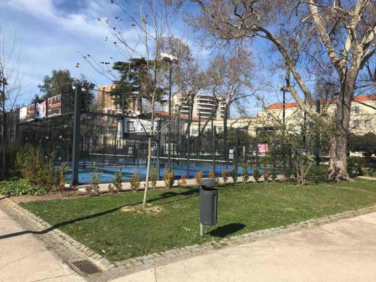 Lisboa Apart. Central E Espacoso - Parque E Metro المظهر الخارجي الصورة